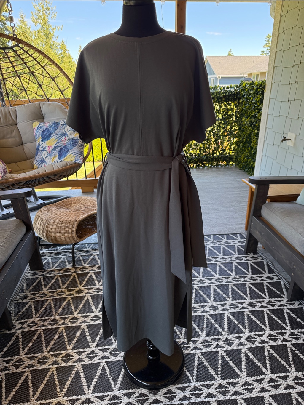 Nile | Drop ||| Jersey Mix Short Sleeve Belted Dress